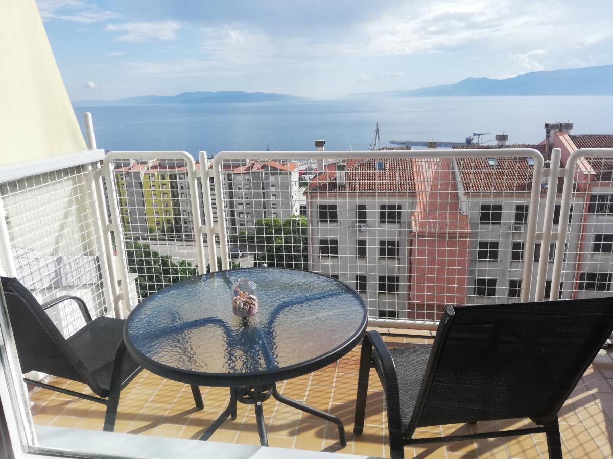 Ferienwohnung Apartman Rose Rijeka Exterior foto